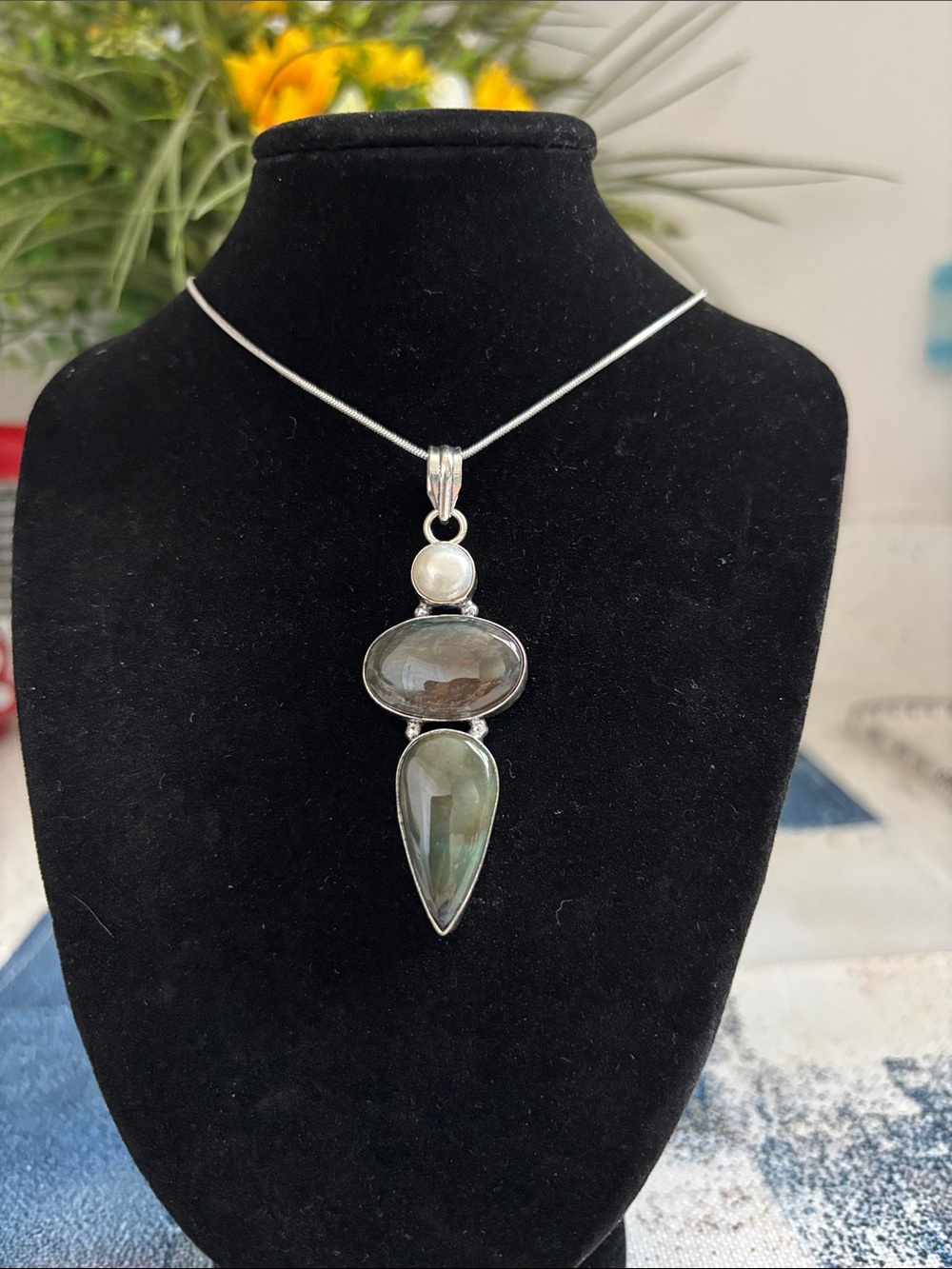 Sterling Silver Labradorite & Pearl Gemstone Pendant Necklace